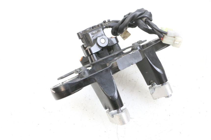 photo de ZESTAW ZAMKA, KLUCZYKA, CDI, STACYJKI NEIMAN YAMAHA TDM ABS 900 (2002 - 2014) - Punkty mocowania