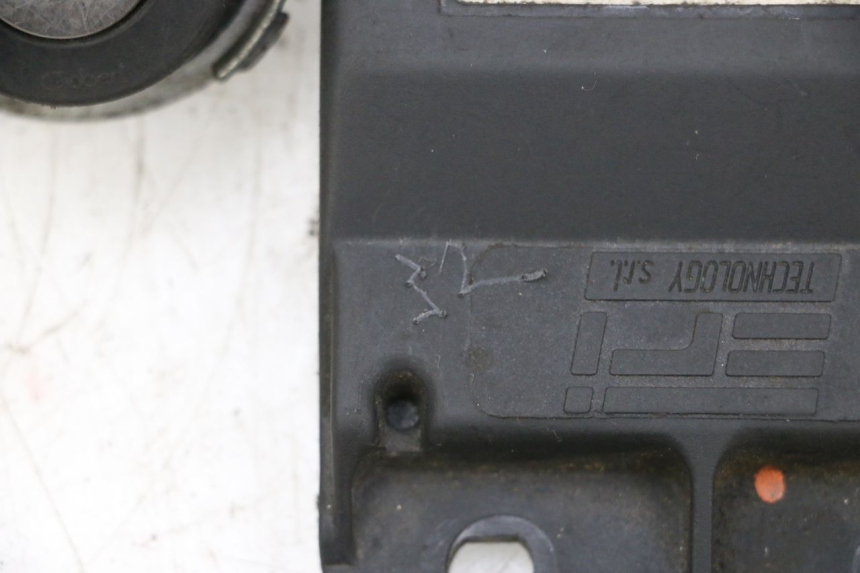 photo de ZESTAW ZAMKA, KLUCZYKA, CDI, STACYJKI NEIMAN PIAGGIO X8 125 (2004 - 2007) - Widok ogólny