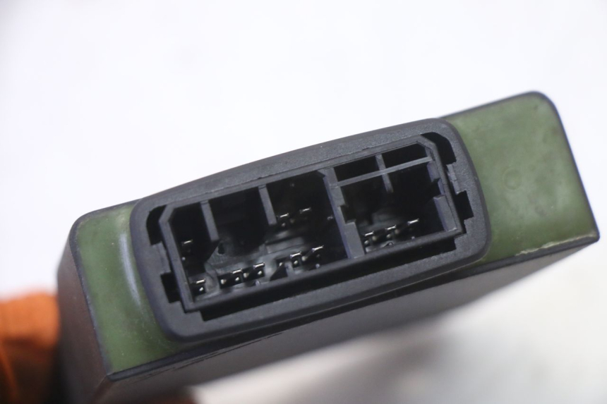 photo de ZESTAW ZAMKA, KLUCZYKA, CDI, STACYJKI NEIMAN PIAGGIO X9 EVOLUTION 125 (2003 - 2007) - Punkty mocowania