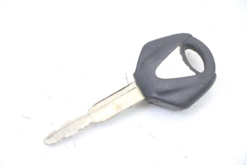 photo de ZESTAW ZAMKA, KLUCZA, CDI, STACYJKI NEIMAN YAMAHA X-MAX XMAX ABS 250 (2010 - 2014) - Punkty mocowania