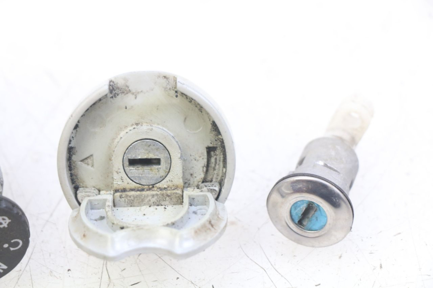 photo de ZESTAW ZAMKA I KLUCZYKA NEIMAN BAOTIAN BT 49 QT-9 50 (2006 - 2010) - Część sprawdzona