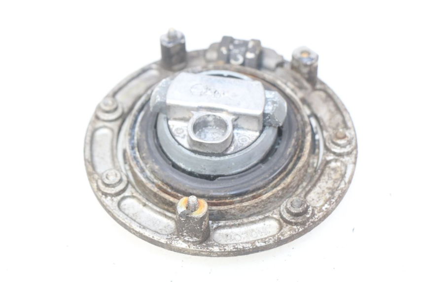 photo de ZESTAW ZAMKA I KLUCZYKA NEIMAN HONDA CBR RR FIREBLADE 900 (1992 - 1994) - Widok z bliska