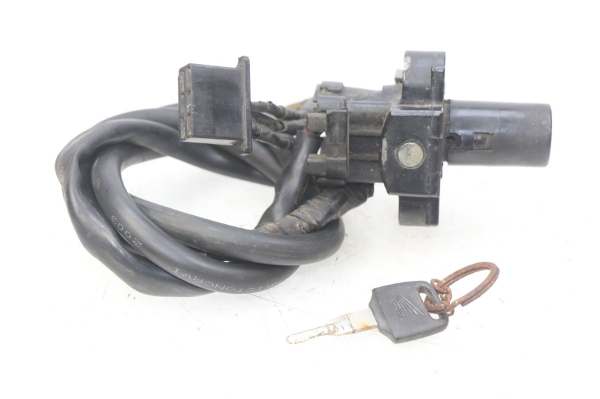 photo de ZESTAW ZAMKA I KLUCZYKA NEIMAN HONDA CBR RR FIREBLADE 900 (1992 - 1994) - Oznaczenia i referencje