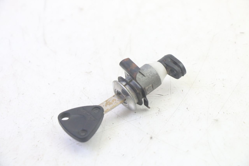 photo de ZESTAW ZAMKA I KLUCZYKA NEIMAN LONGJIA DIGITA 4T 50 (2019 - 2022) - Szczegóły charakterystyczne