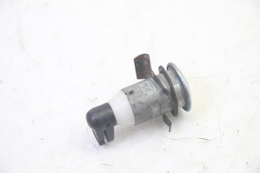 photo de ZESTAW ZAMKA I KLUCZYKA NEIMAN LONGJIA DIGITA 4T 50 (2019 - 2022) - Widok z bliska