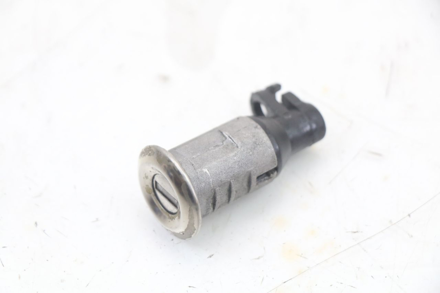 photo de ZESTAW ZAMKA I KLUCZYKA NEIMAN EBROH BRAVO GLE 1 (2020 - 2024) - Szczegóły charakterystyczne