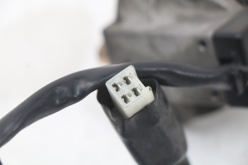 photo de ZESTAW ZAMKA I KLUCZYKA NEIMAN EBROH BRAVO GLE 1 (2020 - 2024) - Widok ogólny