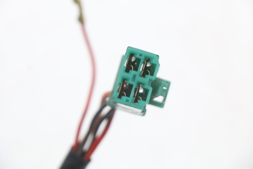 photo de ZESTAW ZAMKA I KLUCZYKA NEIMAN HYOSUNG GF 125 (2001 - 2005) - Punkty mocowania