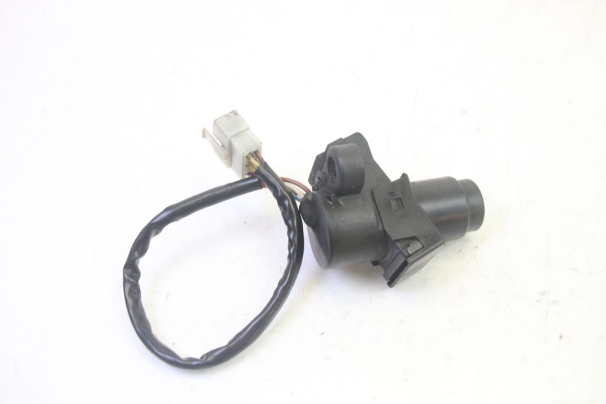 photo de ZESTAW ZAMKA I KLUCZYKA NEIMAN KAWASAKI GPZ RX 1000 (1986 - 1988) - Widok ogólny