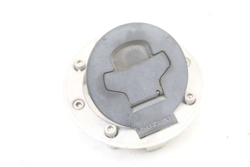 photo de ZESTAW ZAMKA I KLUCZYKA STACYJKI SUZUKI GSF S BANDIT 600 (2000 - 2004) - Widok z bliska