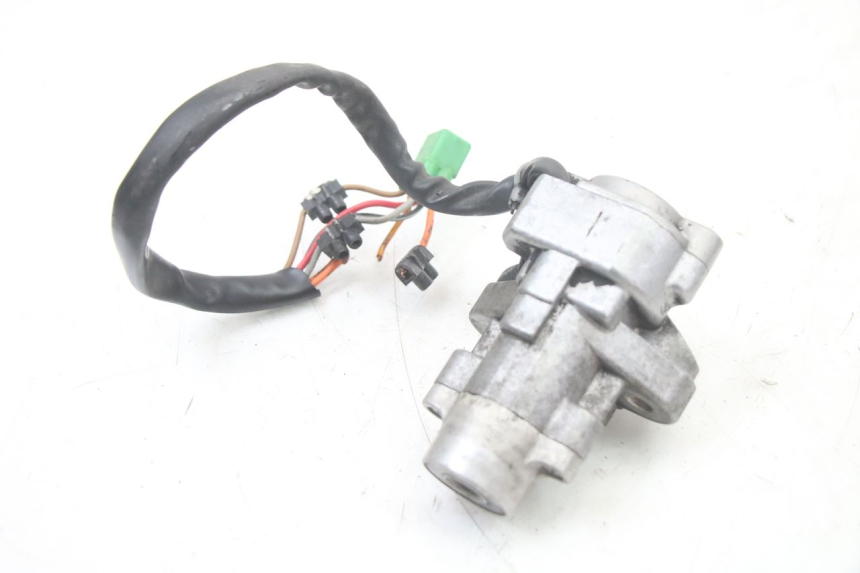 photo de ZESTAW ZAMKA I KLUCZYKA STACYJKI SUZUKI GSF S BANDIT 600 (2000 - 2004) - Zoom stanu zużycia