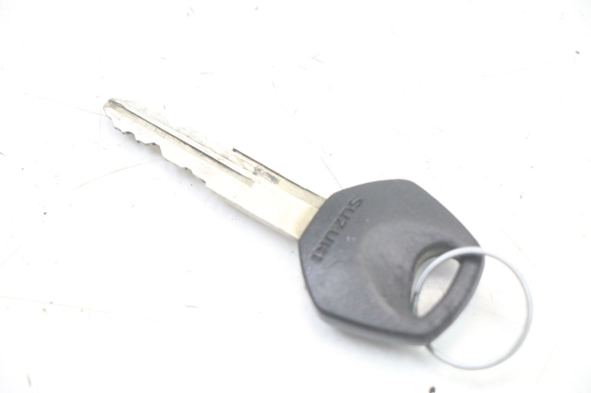 photo de ZESTAW ZAMKA I KLUCZYKA STACYJKI SUZUKI GSF S BANDIT 600 (2000 - 2004) - Oznaczenia i referencje