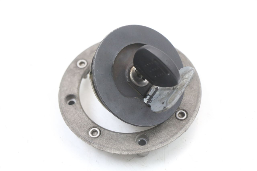 photo de ZESTAW ZAMKA I KLUCZYKA NEIMAN HYOSUNG GTR 125 (2006 - 2008) - Widok produktu