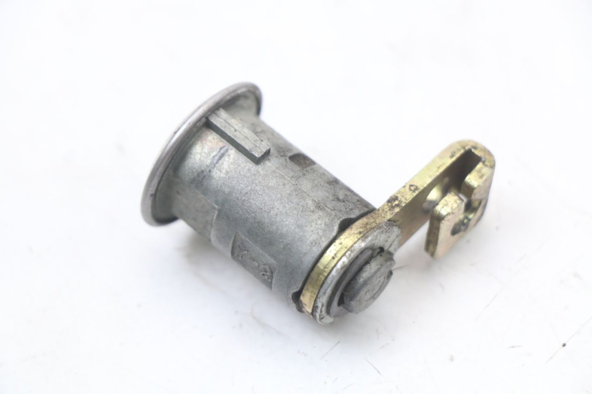 photo de ZESTAW ZAMKA I KLUCZYKA NEIMAN HYOSUNG GTR 125 (2006 - 2008) - Zdjęcie dodatkowe