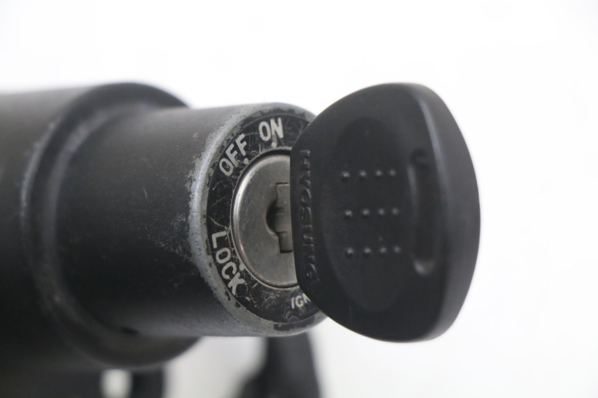 photo de ZESTAW ZAMKA I KLUCZYKA NEIMAN HYOSUNG GTR 125 (2006 - 2008) - Widok ogólny