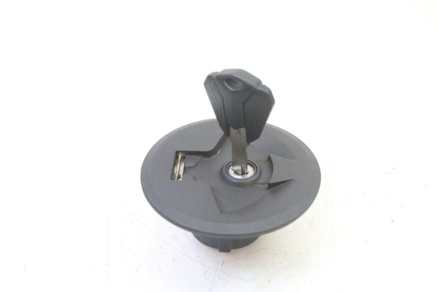 photo de ZESTAW ZAMKA I KLUCZYKA NEIMAN KIDEN KD125-G 125 (2018 - 2022) - Część sprawdzona