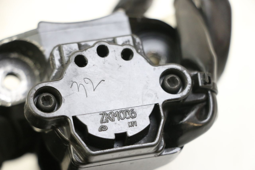 photo de ZESTAW ZAMKA I KLUCZYKA NEIMAN KAWASAKI NINJA 400 (2018 - 2023) - Zoom stanu zużycia