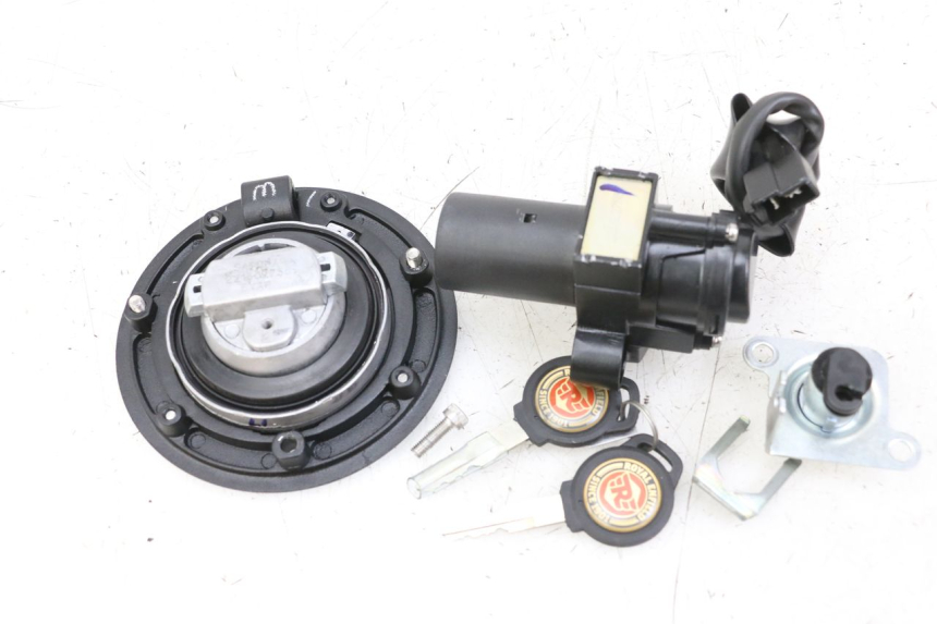 photo de ZESTAW ZAMKA I KLUCZYKA NEIMAN ROYAL ENFIELD SCRAM 411 (2022 - 2024) - Zoom stanu zużycia