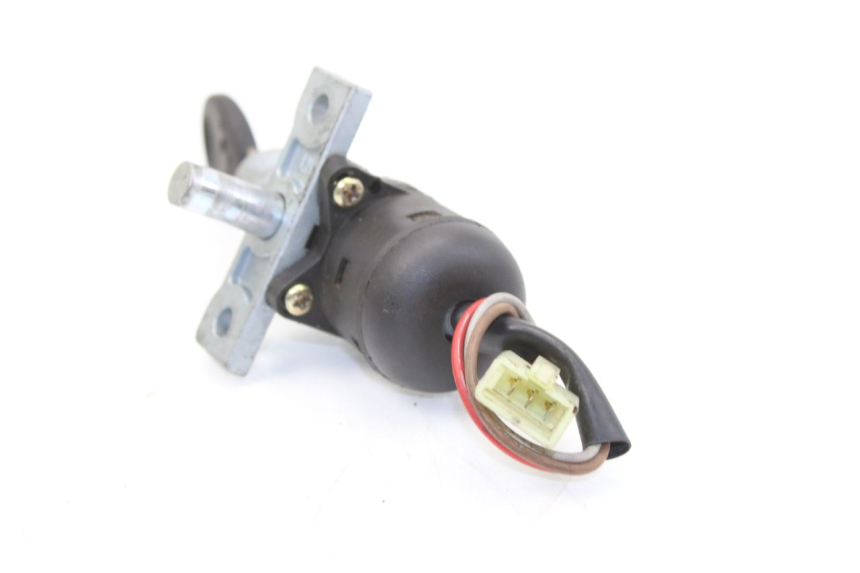 photo de ZESTAW ZAMKA I KLUCZYKA NEIMAN YAMAHA SLIDER NAKED 50 (2004 - 2018) - Punkty mocowania