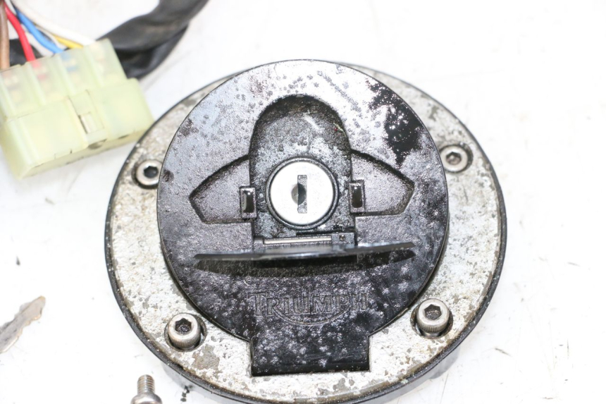 photo de ZESTAW ZAMKA I KLUCZYKA STACYJKI TRIUMPH SPRINT 900 (1995 - 1998) - Oznaczenia i referencje