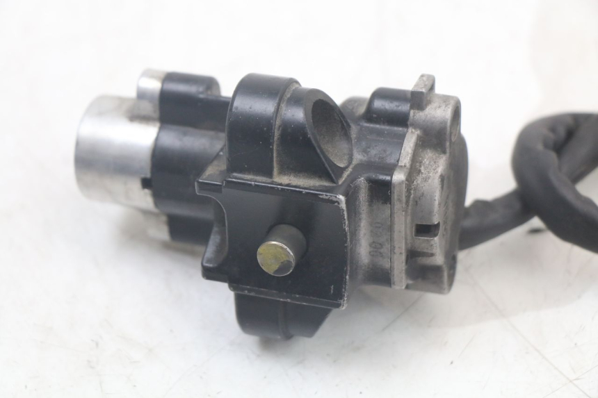 photo de ZESTAW ZAMKA I KLUCZYKA NEIMAN SUZUKI SV N 650 (1999 - 2002) - Część sprawdzona