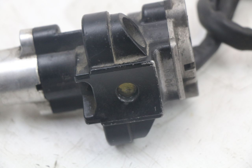 photo de ZESTAW ZAMKA I KLUCZYKA NEIMAN SUZUKI SV N 650 (1999 - 2002) - Oznaczenia i referencje