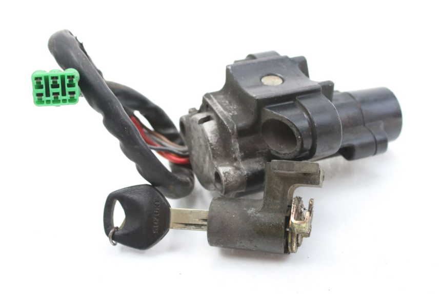 photo de ZESTAW ZAMKA I KLUCZYKA STACYJKI SUZUKI TLS TL S 1000 (1997 - 2001) - Szczegół części