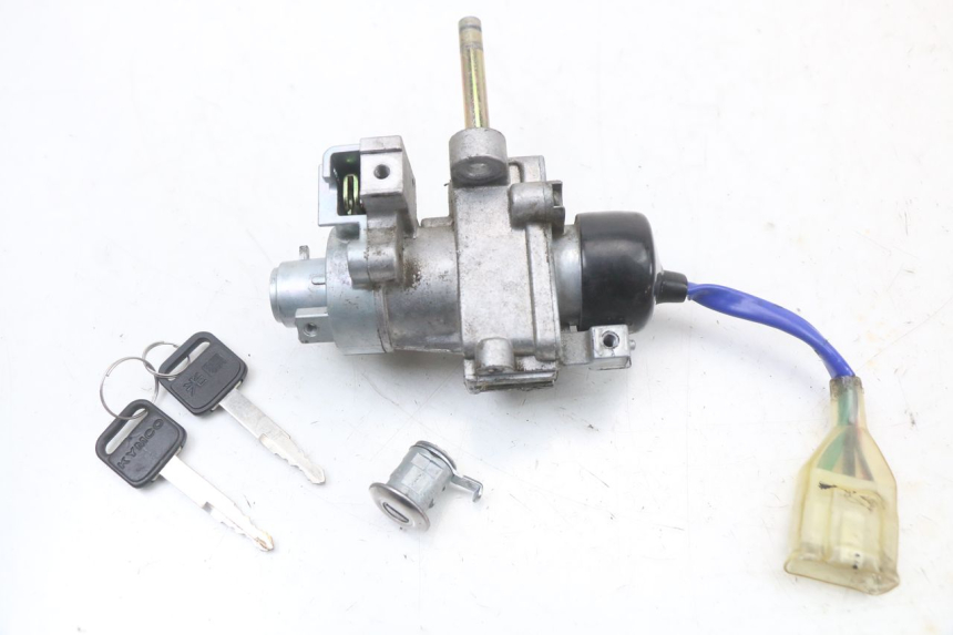 photo de ZESTAW ZAMKA I KLUCZYKA NEIMAN KYMCO XCITING 250 (2006 - 2009) - Zoom stanu zużycia