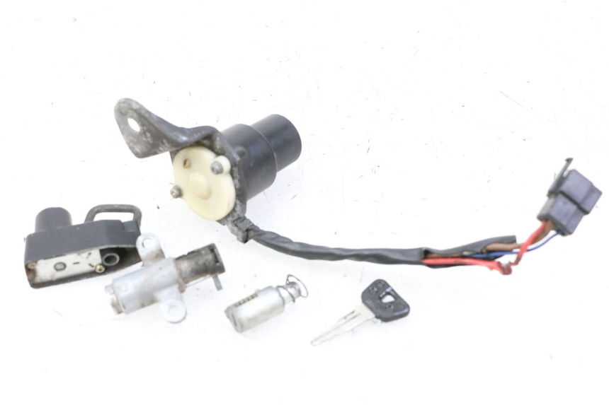 photo de ZESTAW ZAMKA I KLUCZYKA NEIMAN YAMAHA XV VIRAGO 535 (1988 - 2004) - Widok ogólny