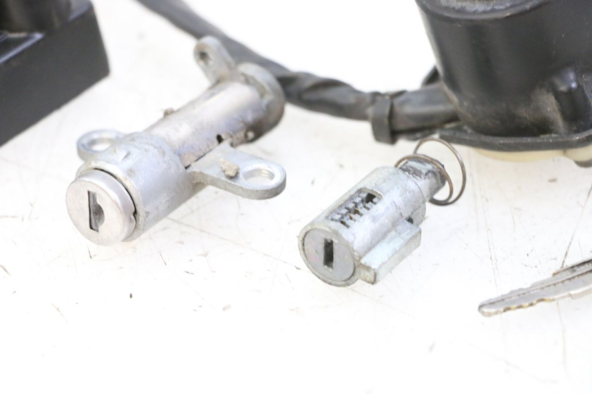 photo de ZESTAW ZAMKA I KLUCZYKA NEIMAN YAMAHA XV VIRAGO 535 (1988 - 2004) - Oznaczenia i referencje