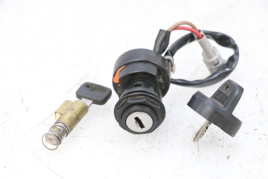 photo de ZESTAW ZAMKA I KLUCZYKA NEIMAN YAMAHA YFM R RAPTOR 250 (2008 - 2014) - Widok główny