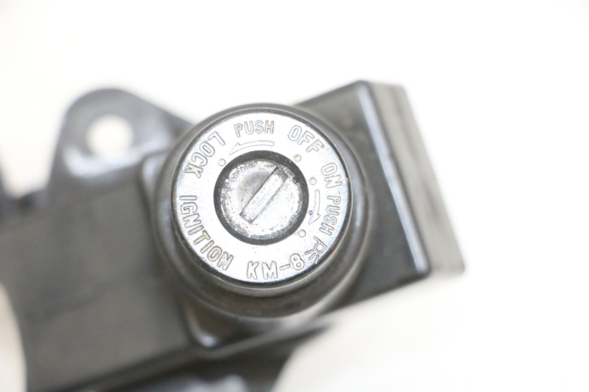 photo de ZESTAW ZAMKA I KLUCZYKA NEIMAN KAWASAKI ZR 7 750 (1999 - 2004) - Zdjęcie dodatkowe