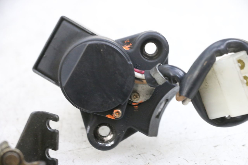 photo de ZESTAW ZAMKA I KLUCZYKA NEIMAN KAWASAKI ZR 7 750 (1999 - 2004) - Część sprawdzona