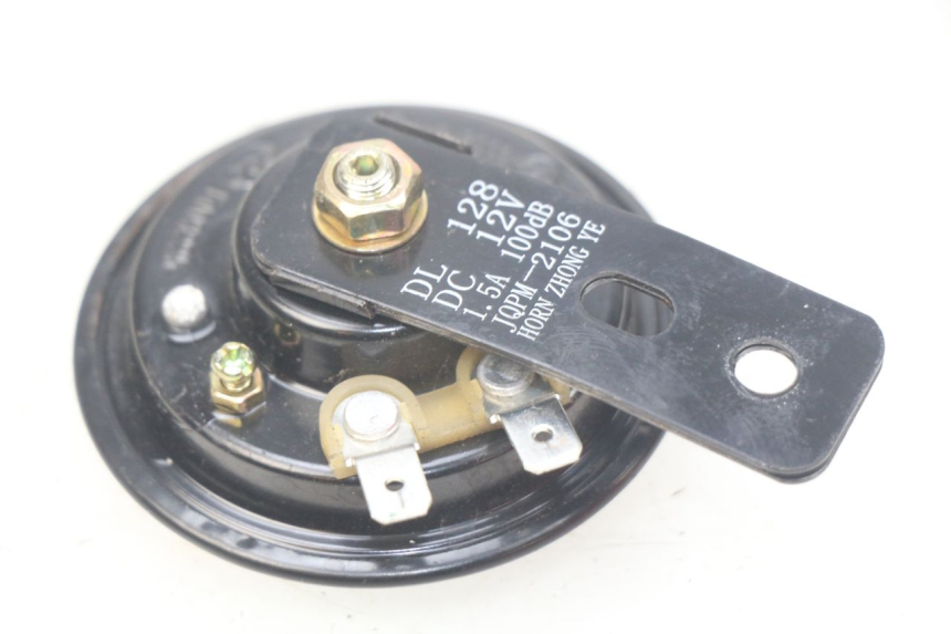 photo de KLAKSON PEUGEOT KISBEE 4T 50 (2018 - 2022) - Szczegół części