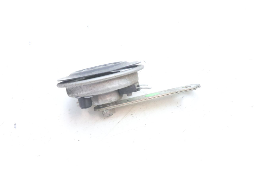 photo de KLAKSON PEUGEOT SATELIS 125 (2006 - 2009) - Zoom stanu zużycia