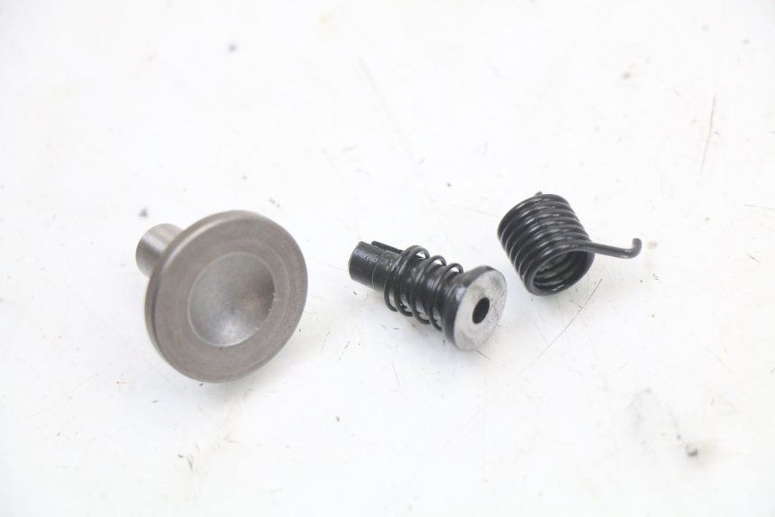 photo de DŹWIGNIA SPRZĘGŁA REGAL RAPTOR RAXTER 2 125 (2007 - 2015) - Inny kąt widzenia