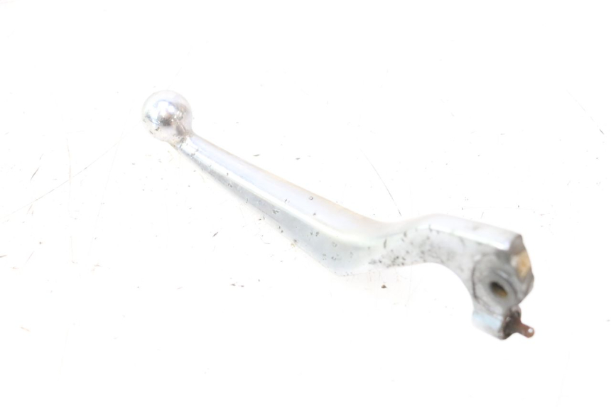 photo de PRAWA DŹWIGNIA HAMULCA PEUGEOT SATELIS 125 (2006 - 2009) - Zoom stanu zużycia