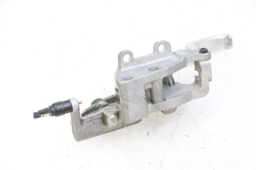 photo de DŹWIGNIA HAMULCA POSTOJOWEGO PIAGGIO MP3 500 (2014 - 2017) - Inny kąt widzenia