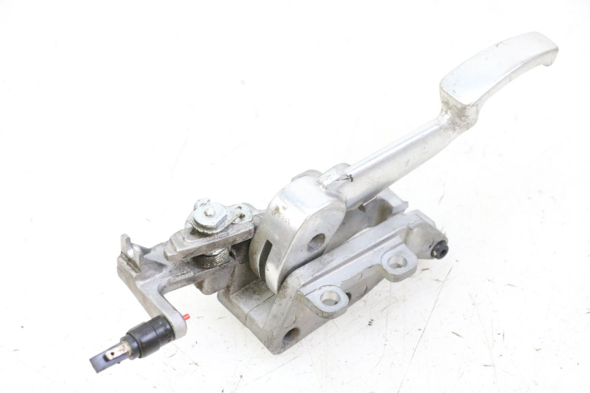 photo de DŹWIGNIA HAMULCA POSTOJOWEGO PIAGGIO MP3 500 (2014 - 2017) - Zbliżenie techniczne