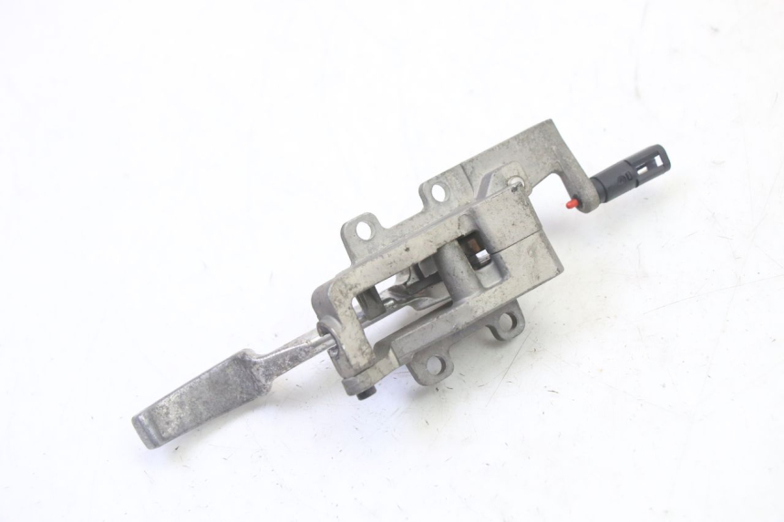 photo de DŹWIGNIA HAMULCA POSTOJOWEGO PIAGGIO MP3 RL 250 (2006 - 2010) - Zbliżenie techniczne