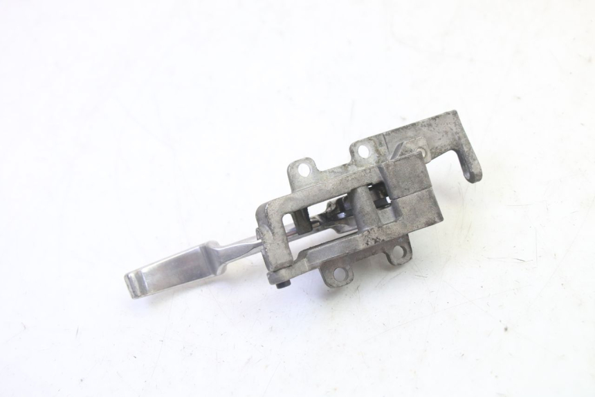 photo de DŹWIGNIA HAMULCA POSTOJOWEGO PIAGGIO MP3 125 (2006 - 2014) - Zbliżenie techniczne