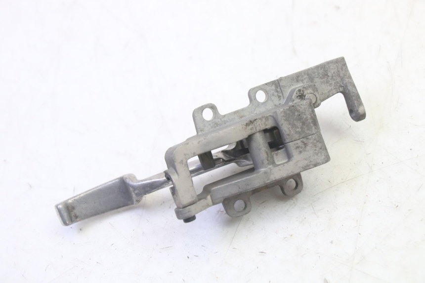 photo de DŹWIGNIA HAMULCA POSTOJOWEGO PIAGGIO MP3 RL 250 (2006 - 2010) - Zbliżenie techniczne