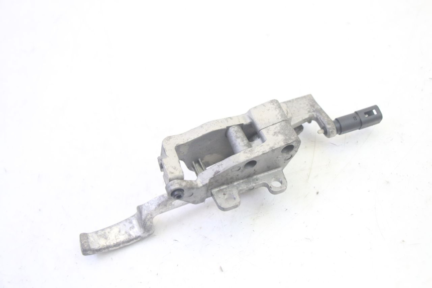 photo de DŹWIGNIA HAMULCA POSTOJOWEGO PIAGGIO MP3 RL 250 (2006 - 2010) - Inny kąt widzenia