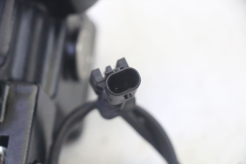 photo de DŹWIGNIA HAMULCA POSTOJOWEGO LIGIER PULSE 3 1 (2014 - 2020) - Stan powierzchni