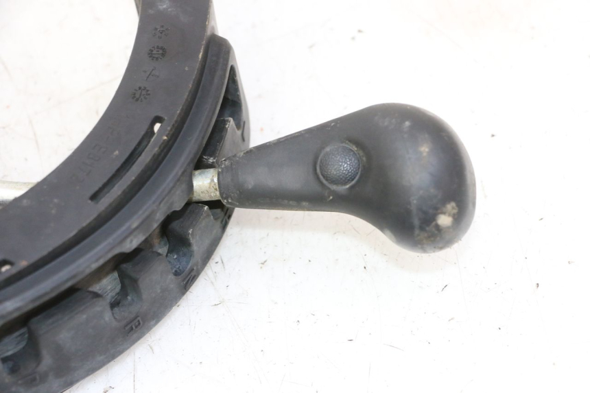 photo de DŹWIGNIA ZMIANY BIEGÓW YAMAHA YFM GRIZZLY 550 (2008 - 2015) - Zoom stanu zużycia