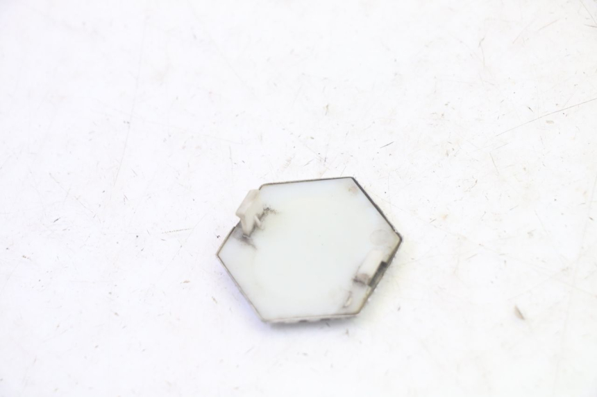 photo de LOGO MARKI PIAGGIO FLY 4T 50 (2013 - 2017) - Zoom stanu zużycia