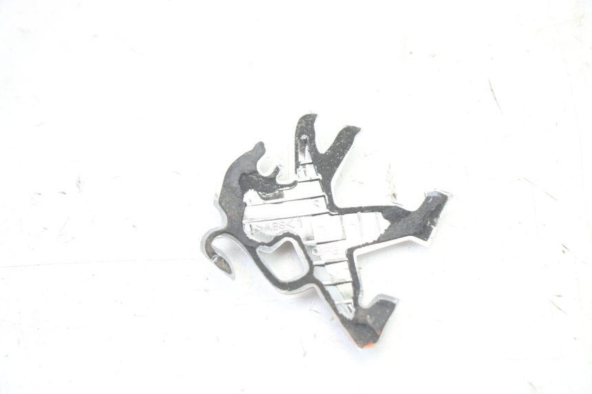 photo de LOGO MARKI PEUGEOT KISBEE 2T 50 (2010 - 2017) - Zoom stanu zużycia