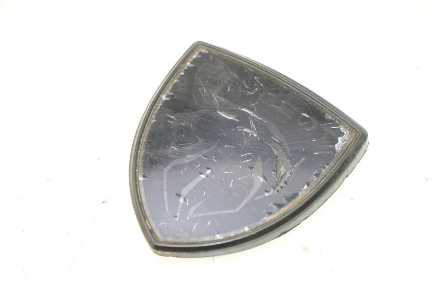 photo de LOGO MARKI PEUGEOT KISBEE 4T 50 (2023 - 2026) - Inny kąt widzenia
