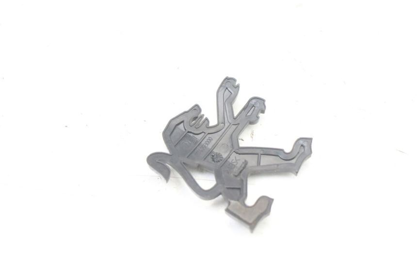 photo de LOGO MARKI PEUGEOT TKR TREKKER FURIOUS 50 (2005 - 2014) - Zoom stanu zużycia