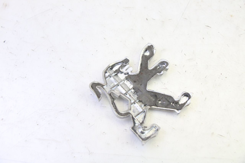 photo de LOGO MARKI PEUGEOT VIVACITY NEW 4T 50 (2008 - 2017) - Zoom stanu zużycia